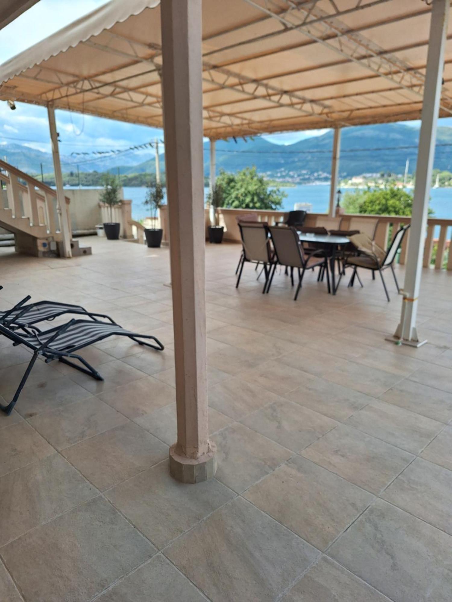 Apartments Klakor Ps Тиват Экстерьер фото