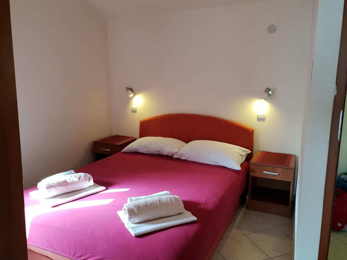 Apartments Klakor Ps Тиват Экстерьер фото