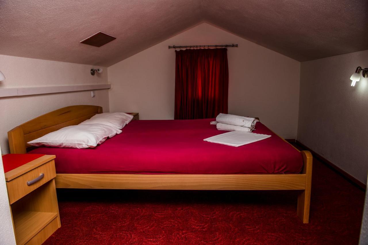 Apartments Klakor Ps Тиват Экстерьер фото