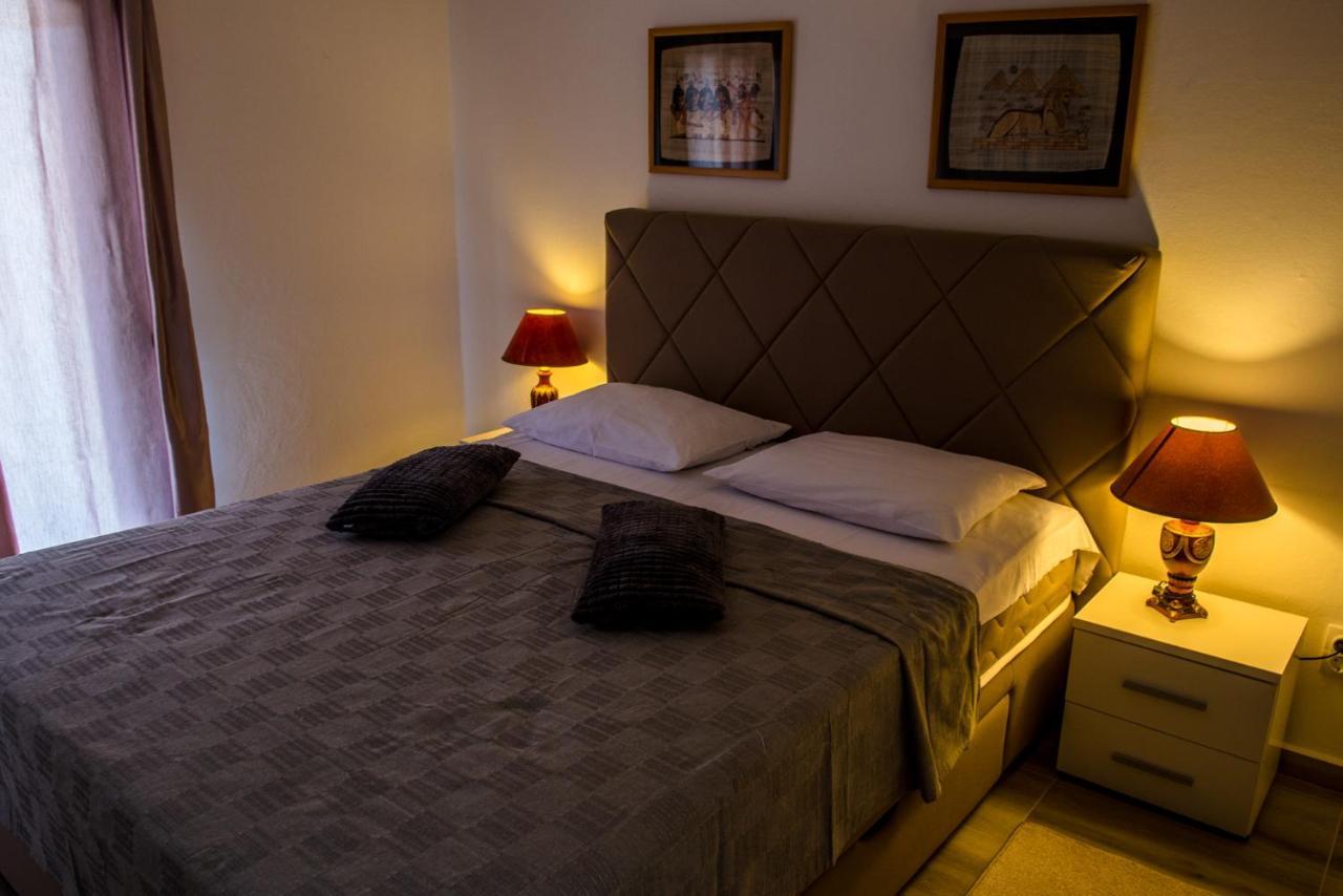 Apartments Klakor Ps Тиват Экстерьер фото