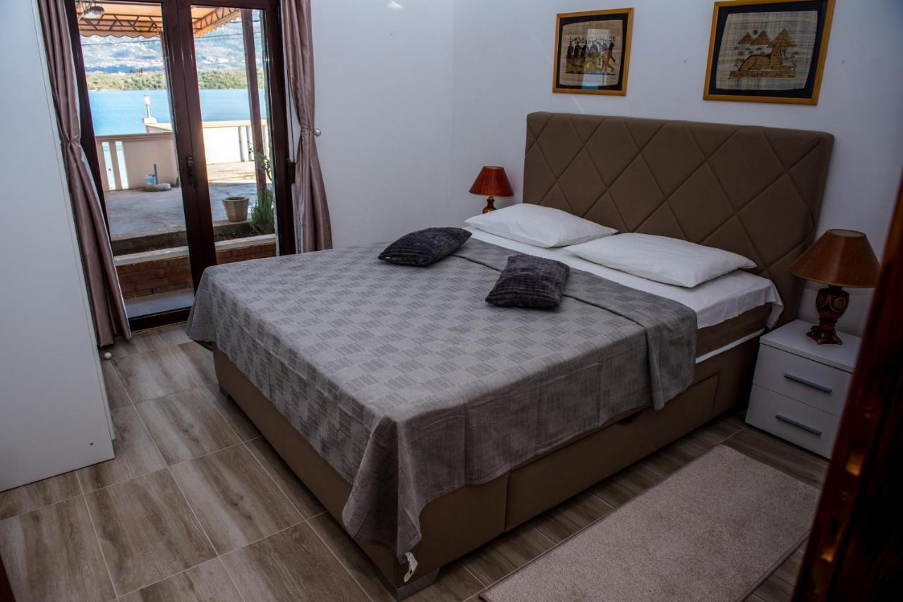 Apartments Klakor Ps Тиват Экстерьер фото