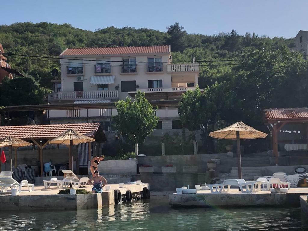 Apartments Klakor Ps Тиват Экстерьер фото